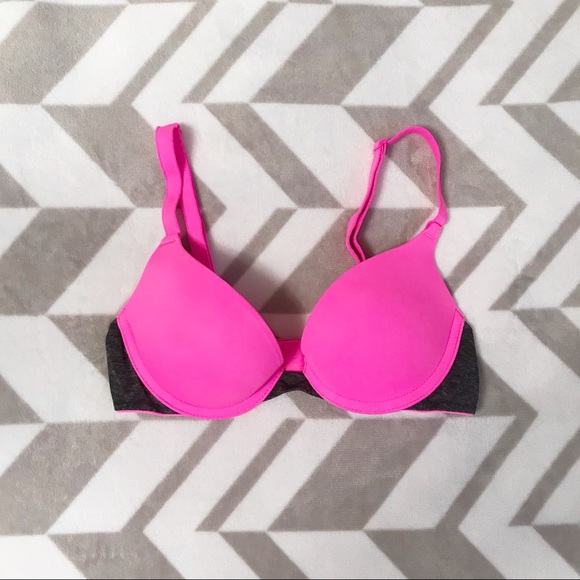 PINK Victoria's Secret Other - Victoria Secret PINK Wear Everywhere Push Up Bra